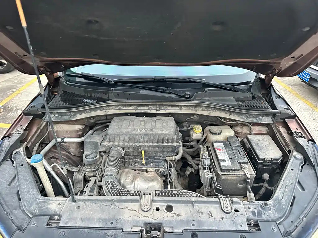 Roewe RX3 — миниатюра 16