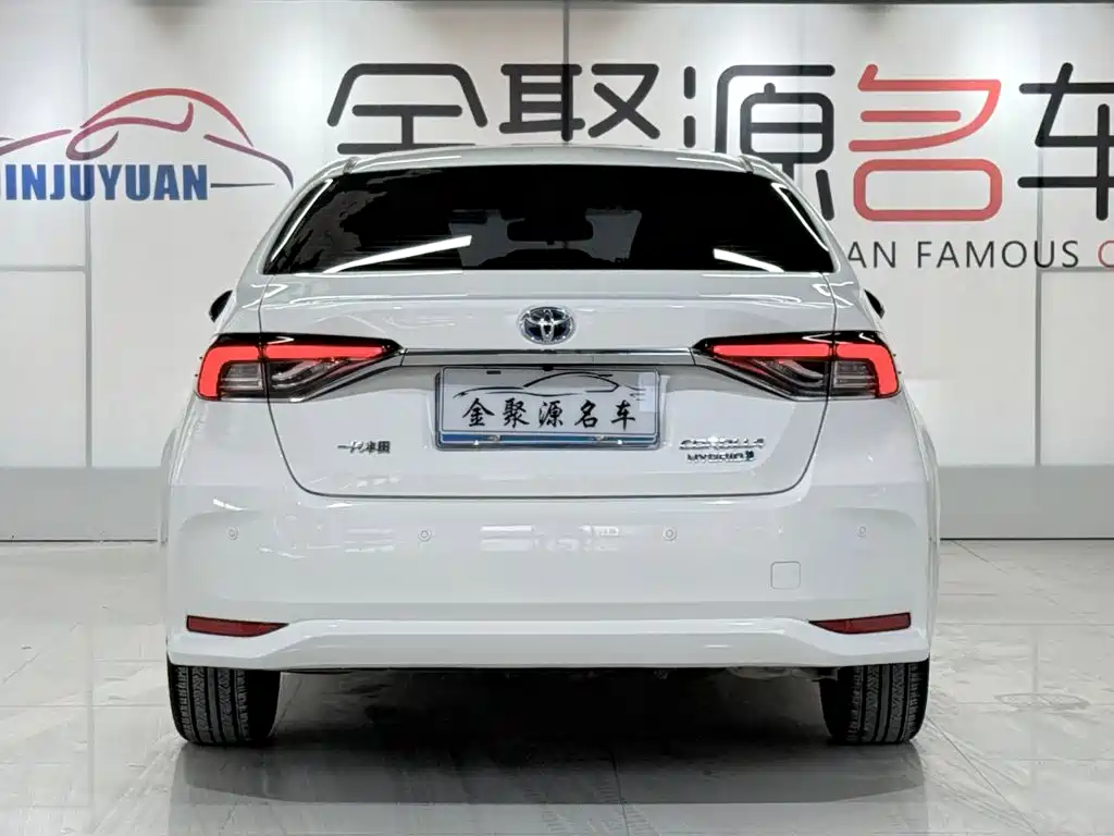 Toyota Corolla — миниатюра 5