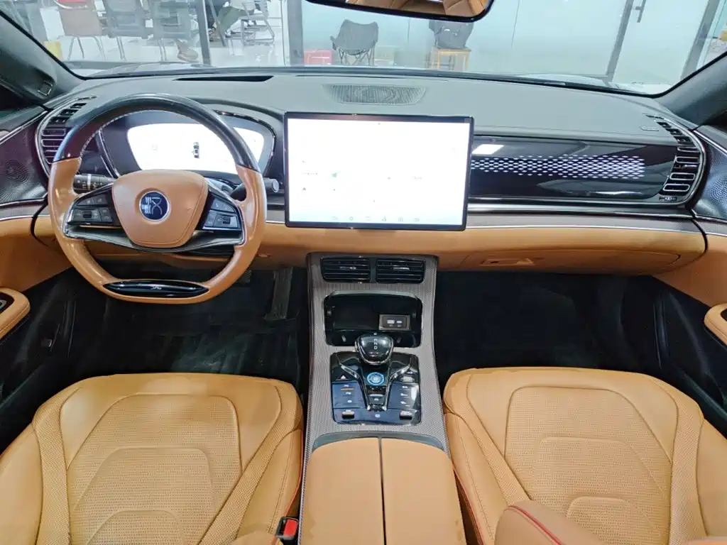BYD Han — миниатюра 10
