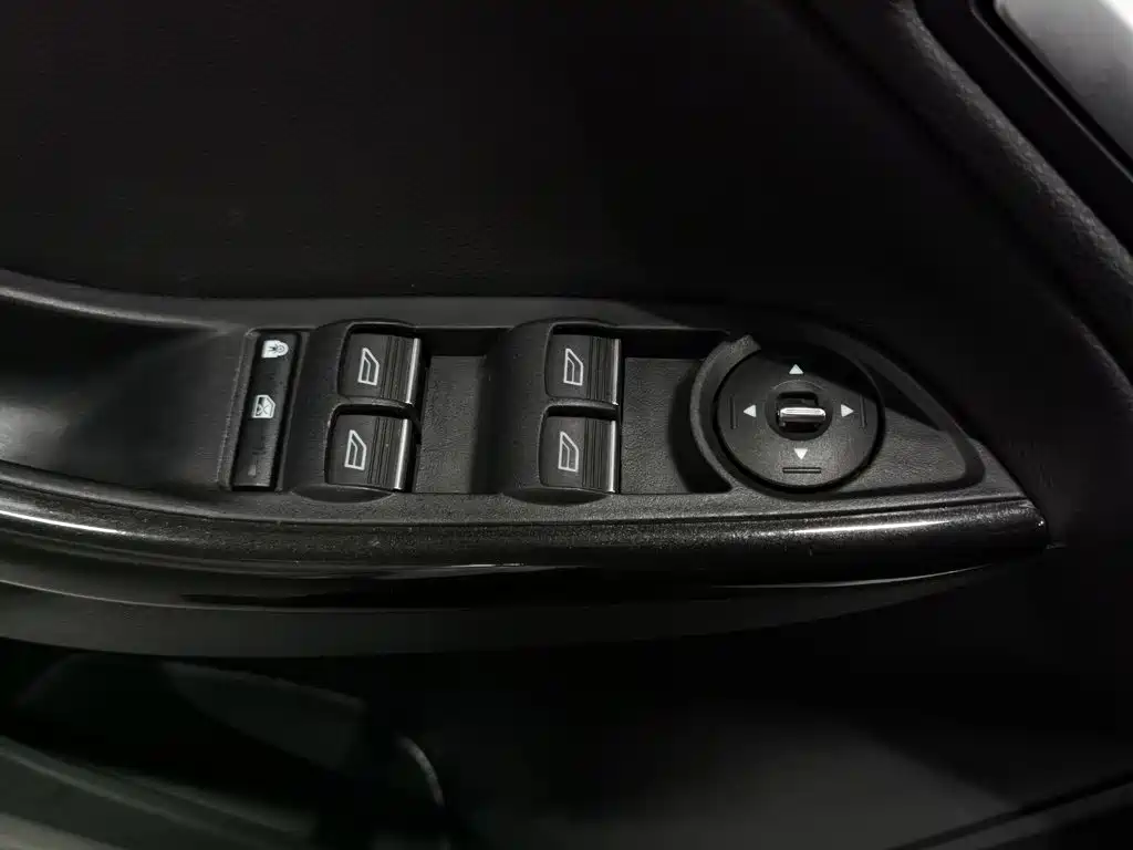 Ford Focus — миниатюра 9
