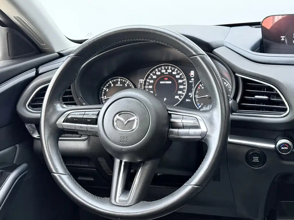 Mazda CX-30 — миниатюра 9