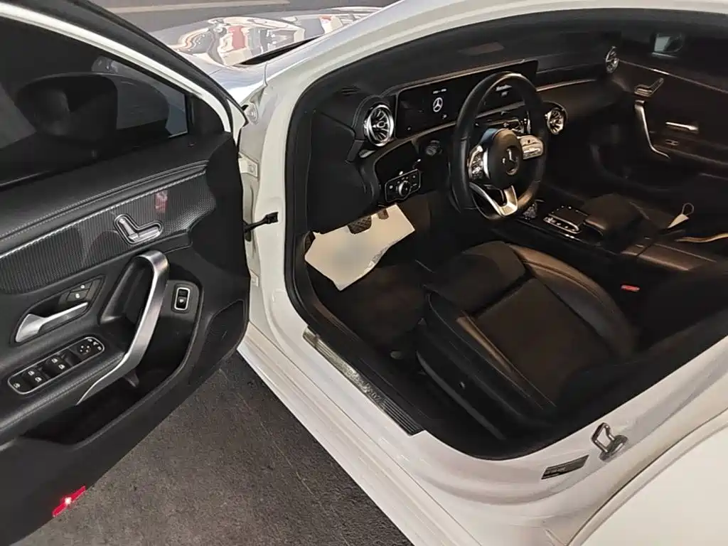 Mercedes-Benz A-Class — миниатюра 16