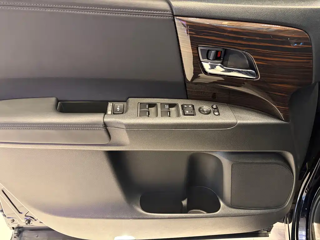 Honda Odyssey — миниатюра 7