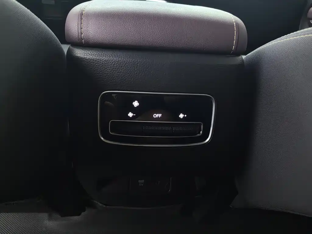 GAC Motor Trumpchi M6 — миниатюра 17