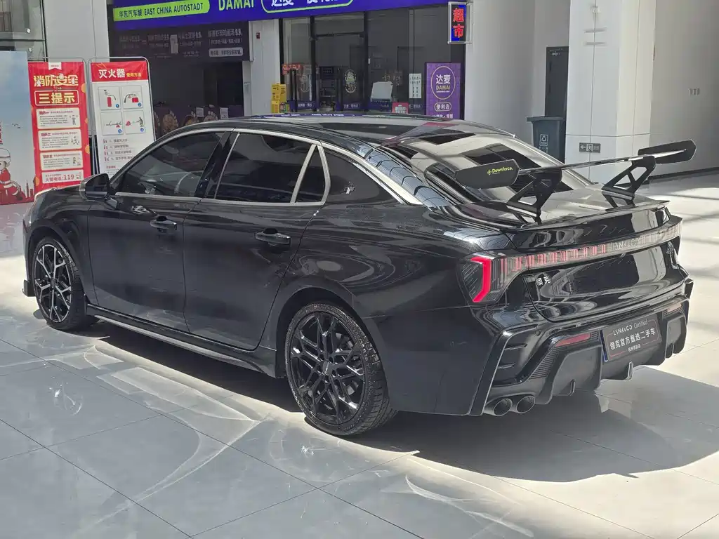 Lynk & Co 03 — миниатюра 15