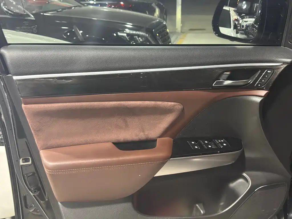 GAC Motor Trumpchi GS8 — миниатюра 7