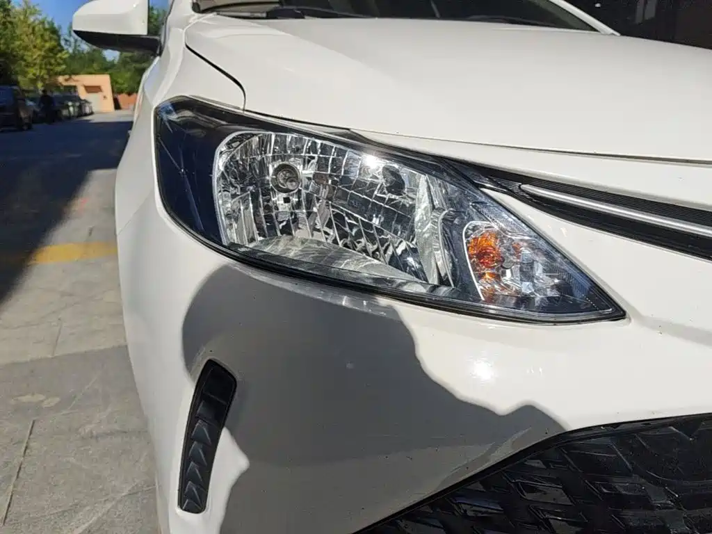 Toyota Vios FS — миниатюра 8