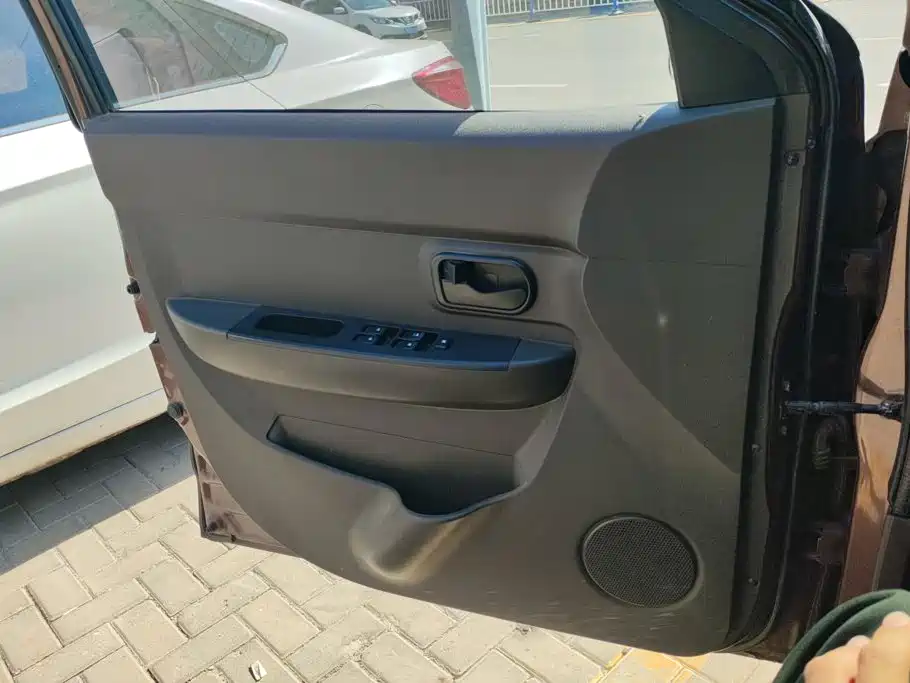 Wuling Hongguang — миниатюра 7
