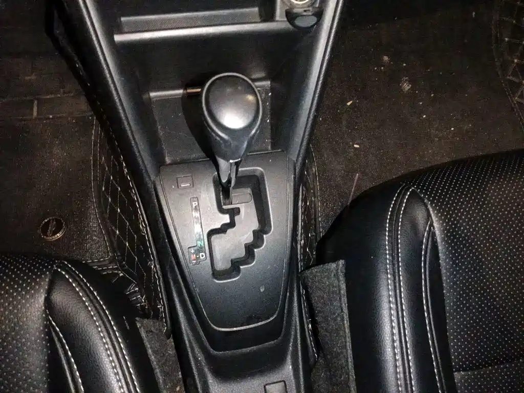 Toyota Yaris L — миниатюра 15