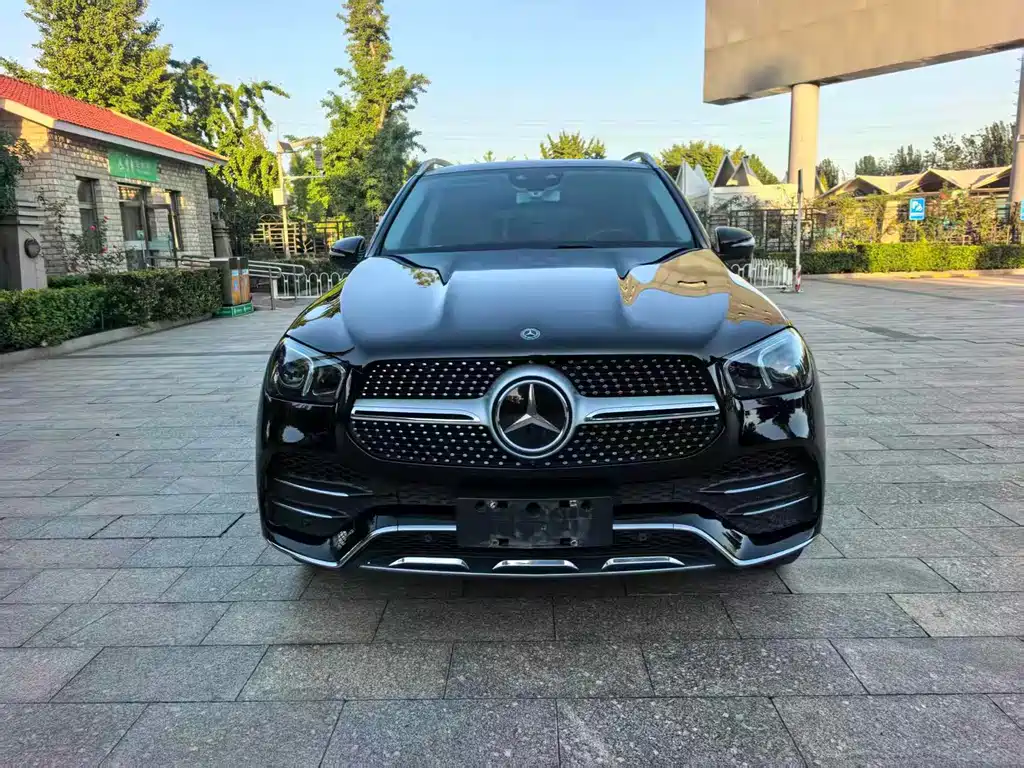 Mercedes-Benz GLE (Import) — миниатюра 2