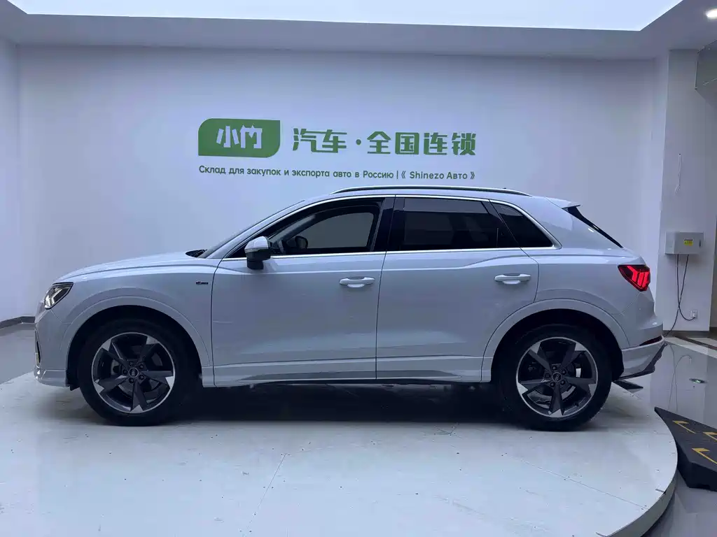 Audi Q3 2021 35 TFSI