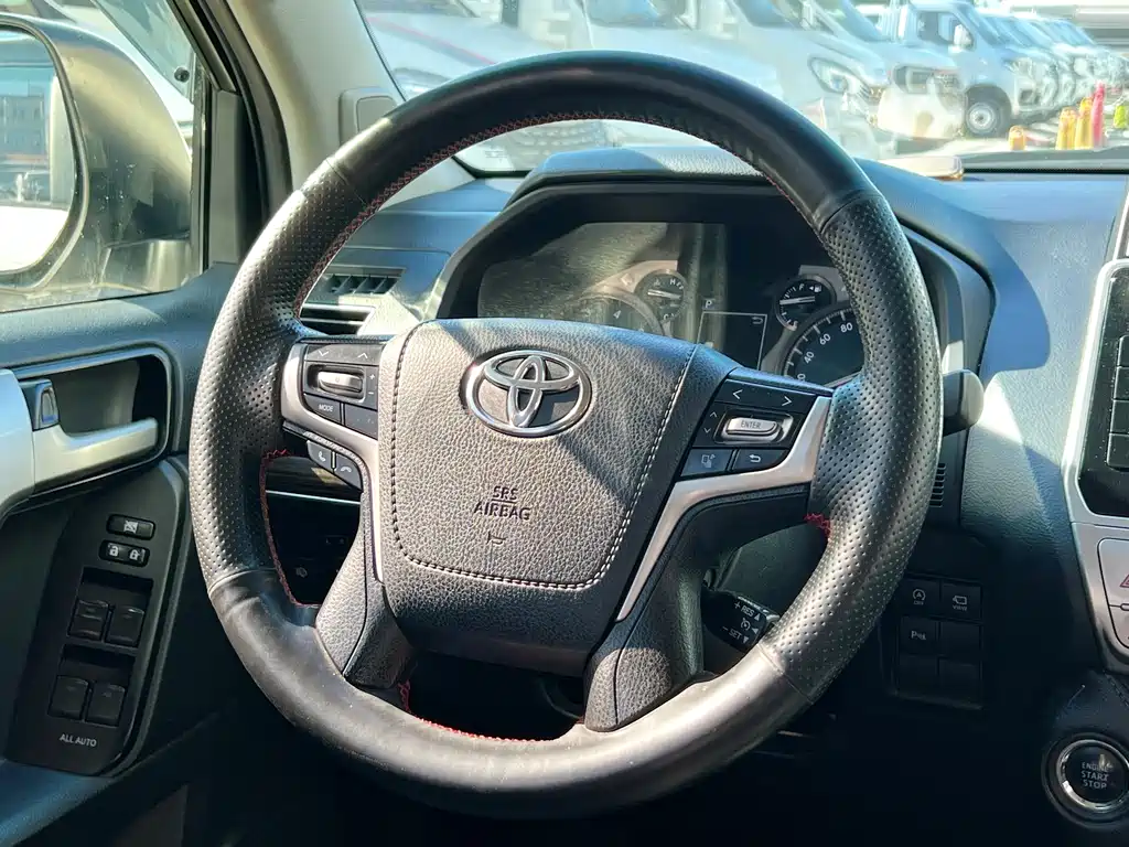 Toyota Land Cruiser Prado 2018 3.5L AT TX-L