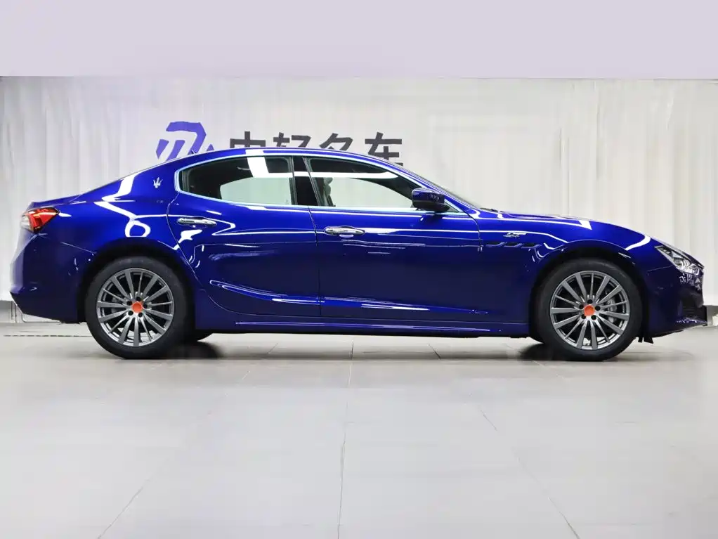 Maserati Ghibli 2023 2.0T GT