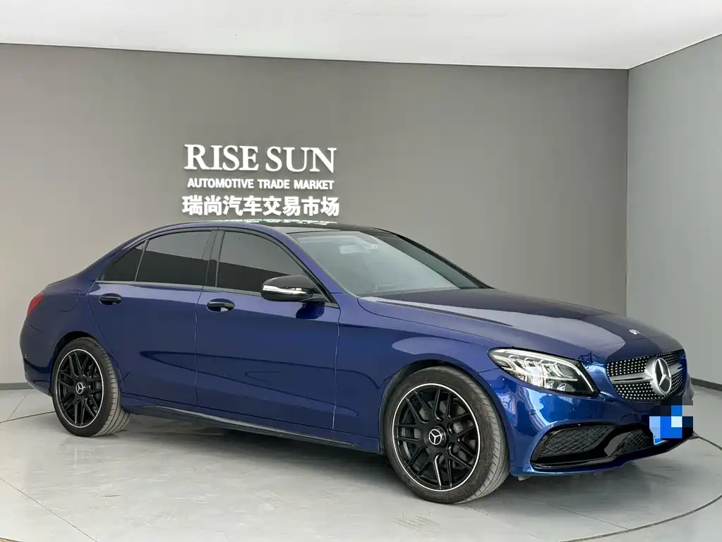 Mercedes-Benz C-Class — миниатюра 9