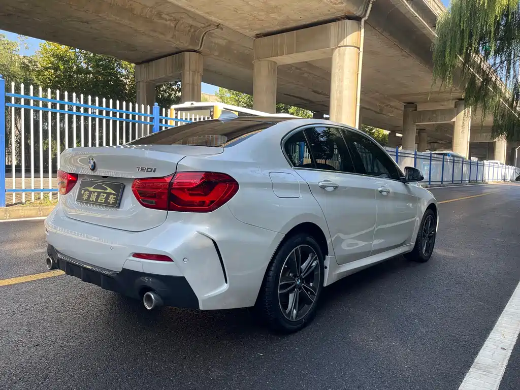 BMW 1 Series — миниатюра 7