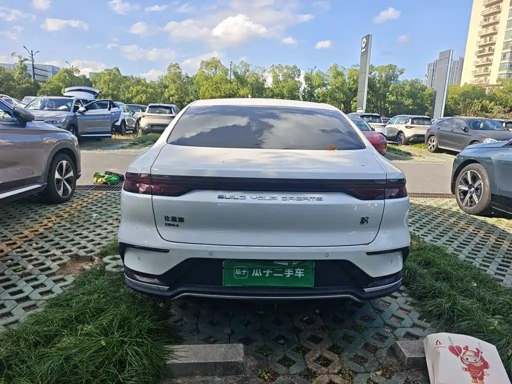 BYD Han — миниатюра 3