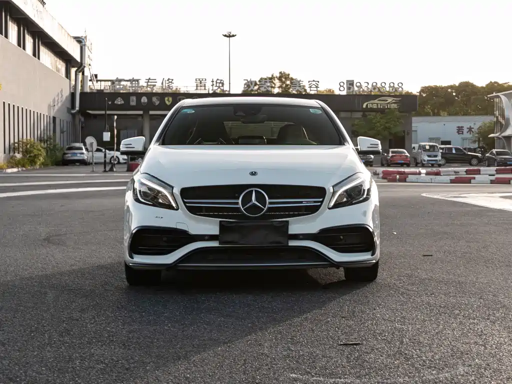 Mercedes-Benz A-Class AMG (Import) AMG A 45 4MATIC, фото 2