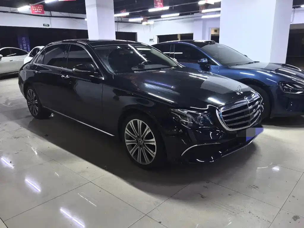 Mercedes-Benz E-Class — миниатюра 3