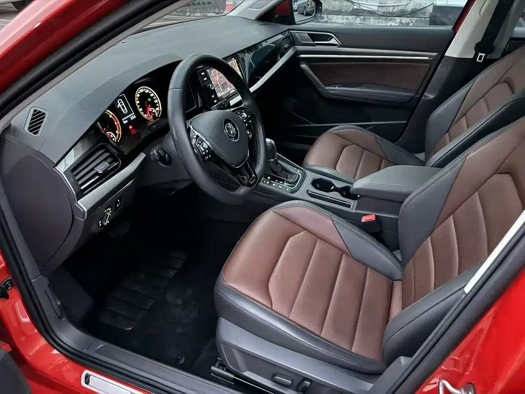 Volkswagen Lavida — миниатюра 3