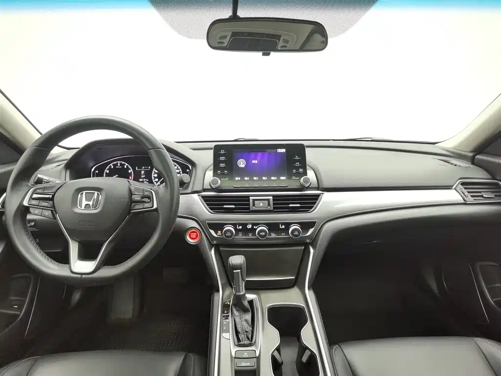 Honda Accord 2018 260TURBO Elite V
