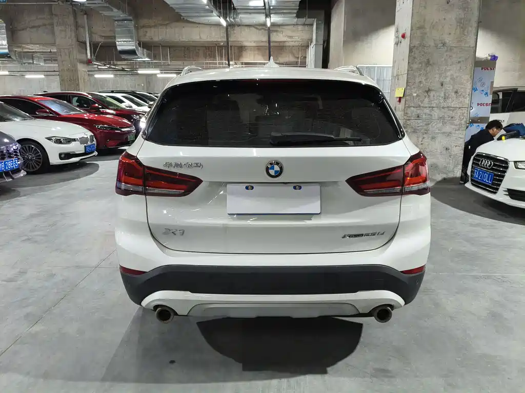 BMW X1 2021 xDrive25Li Premium