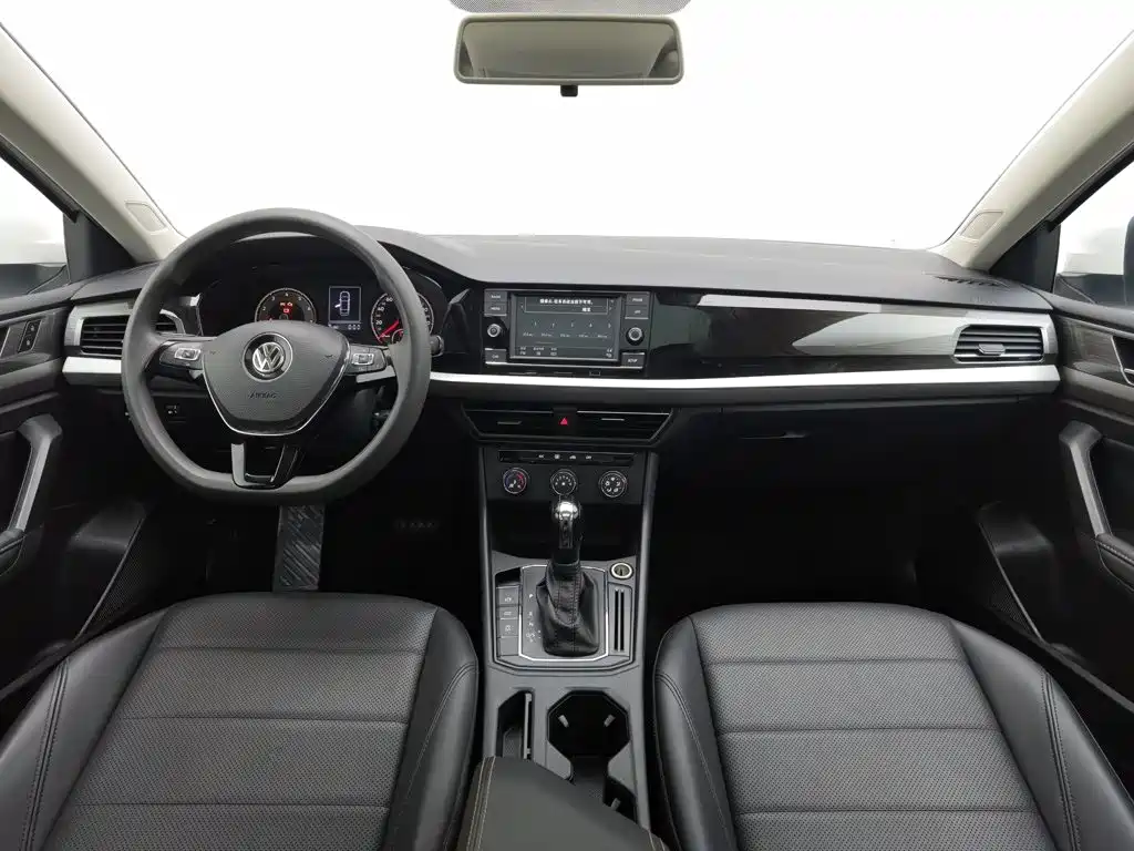 Volkswagen Lavida — миниатюра 5