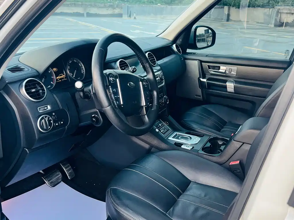 Land Rover Discovery — миниатюра 4