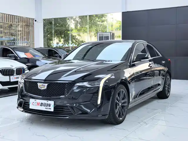 CADILLAC CT4