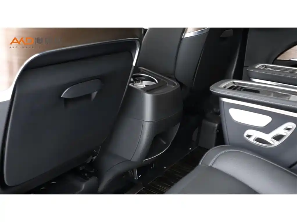 Mercedes-Benz V-Class — миниатюра 10
