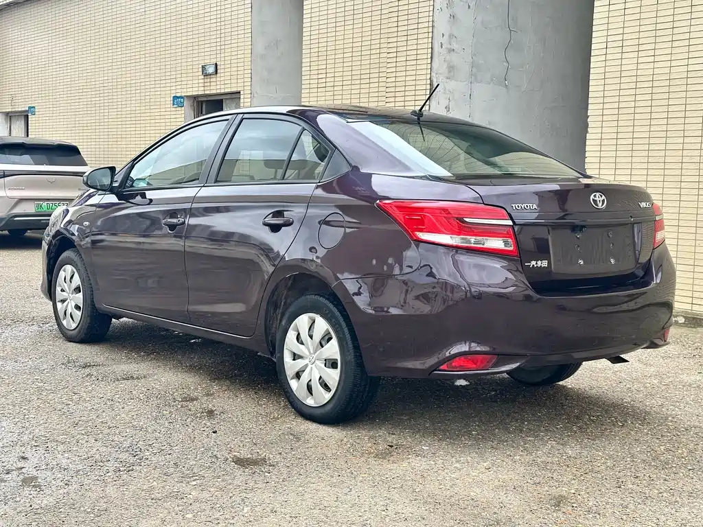 Toyota Vios — миниатюра 7
