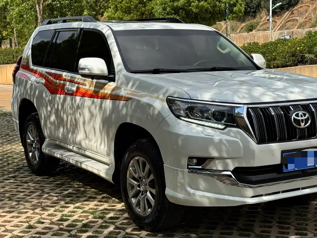 Toyota Prado - фото 3