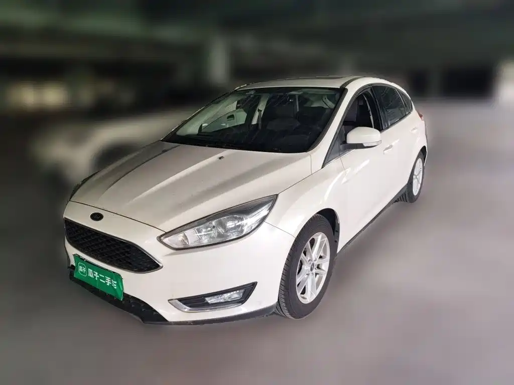 Ford Focus 2018 EcoBoost 180 AT Elite