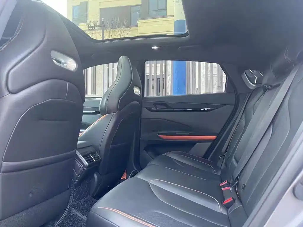Changan UNI-V 2022 2.0T
