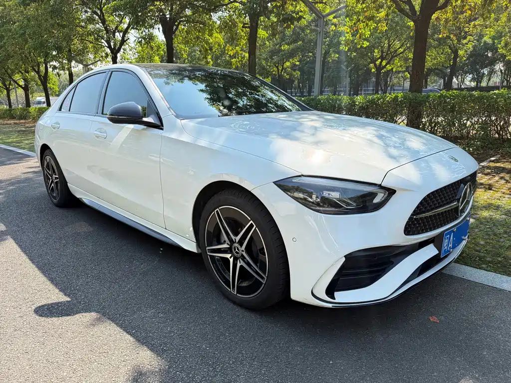 Mercedes-Benz C-Class — миниатюра 3