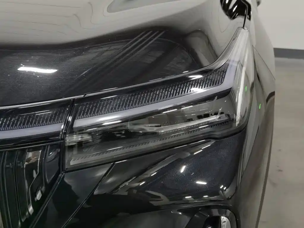 Geely Boyue L — миниатюра 7