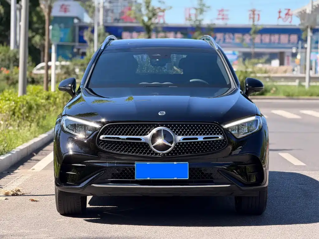 Mercedes-Benz GLC 2023 GLC 300 L 4MATIC 7 мест
