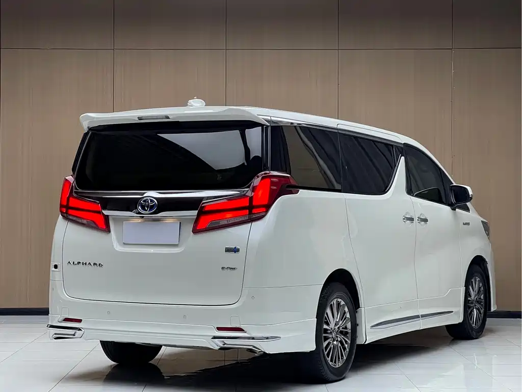Toyota Alphard 2021 2.5L Luxury