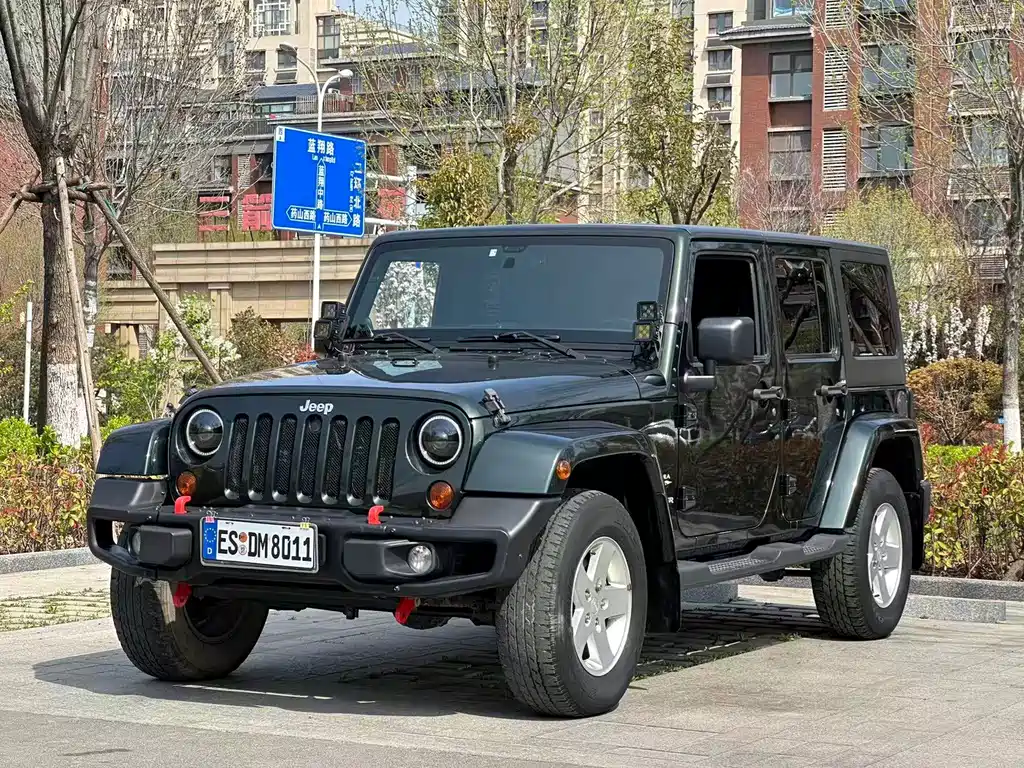 Jeep Wrangler — миниатюра 3
