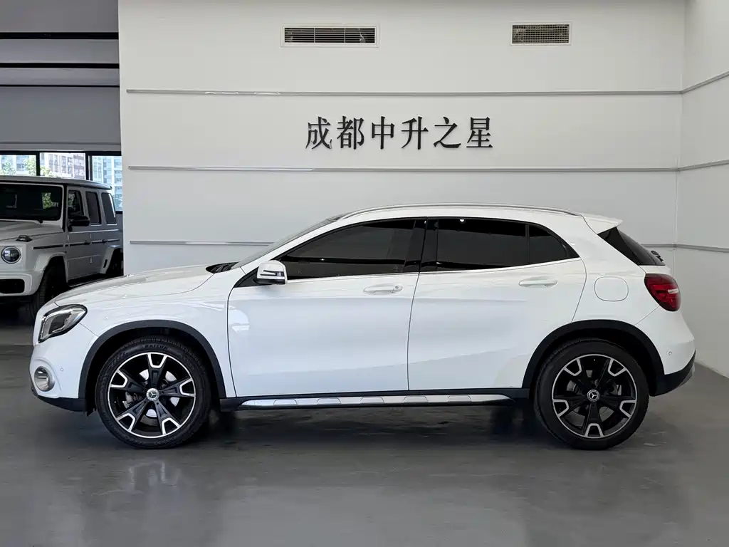 Mercedes-Benz GLA — миниатюра 4