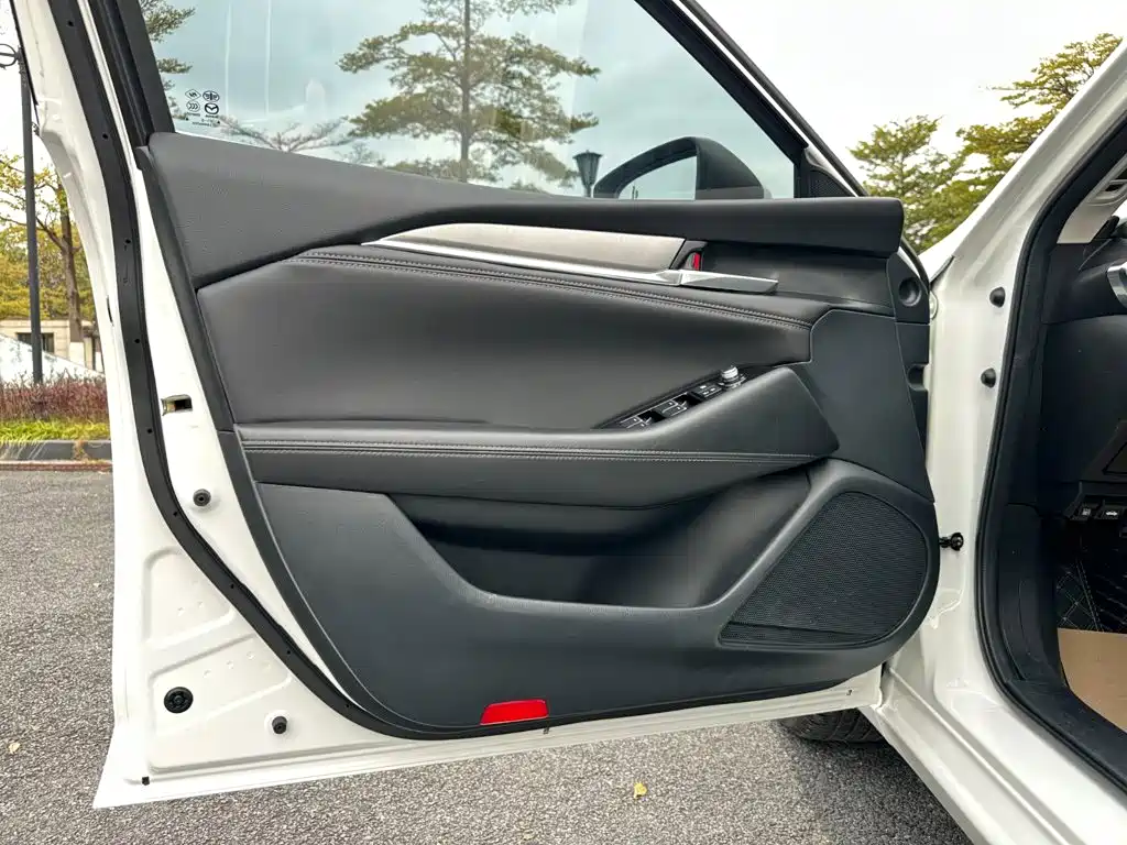Mazda Atenza — миниатюра 4