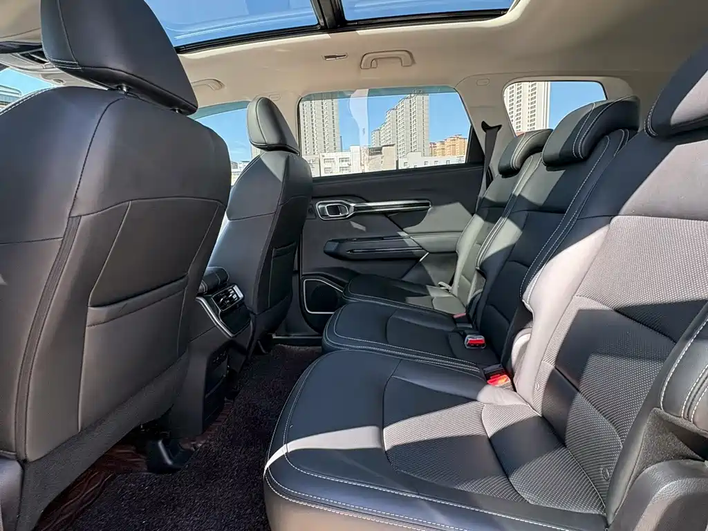 Geely Haoyue — миниатюра 5
