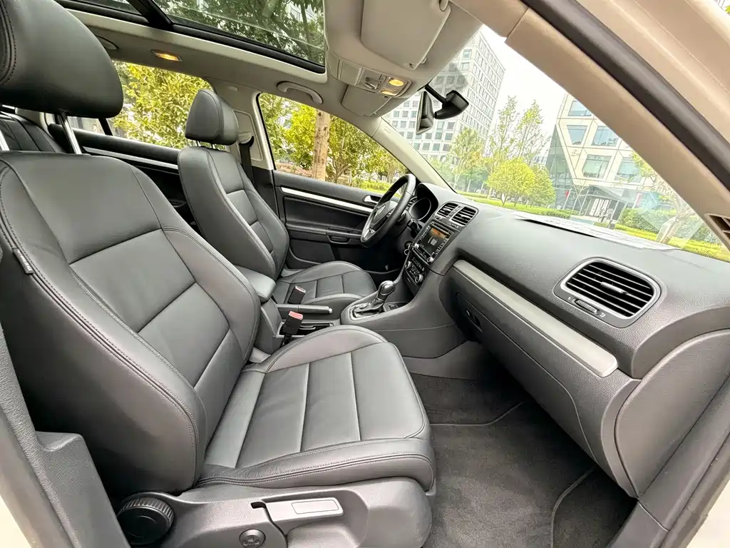 Volkswagen Golf (Import) — миниатюра 9