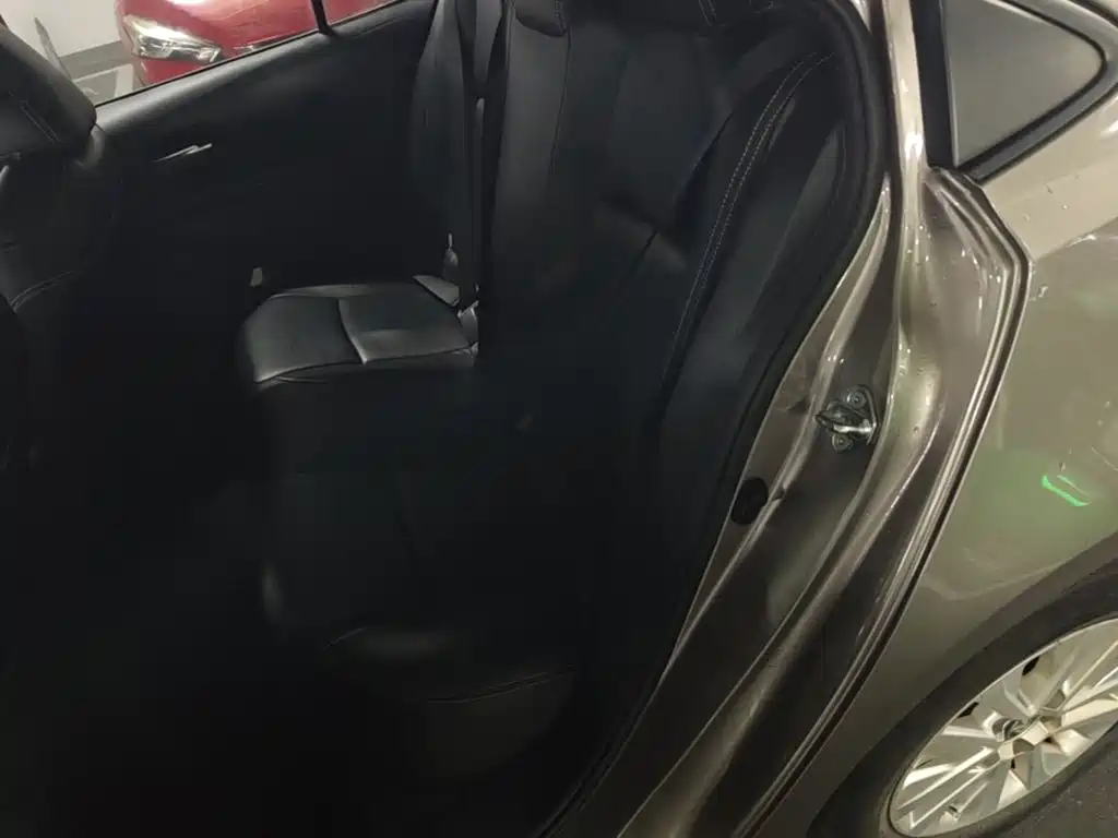 Toyota Corolla — миниатюра 13