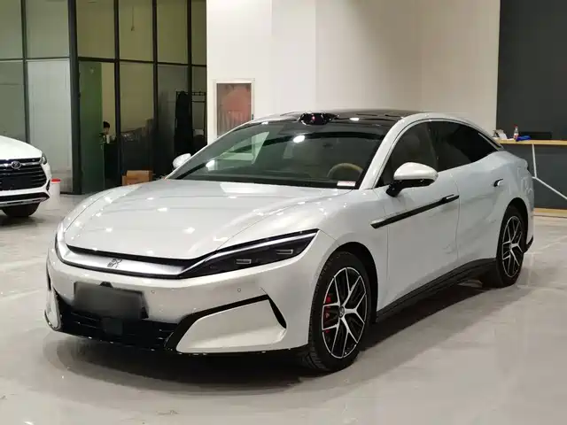 2025 BYD Han