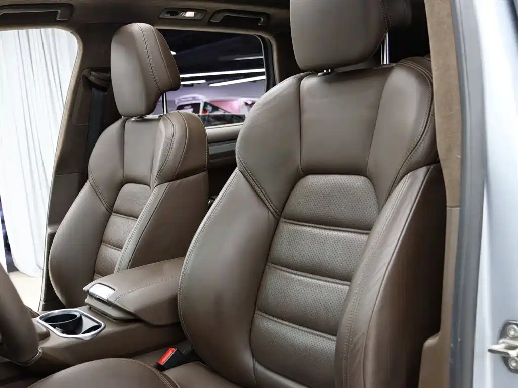 Porsche Cayenne 2015 Cayenne Turbo 4.8T