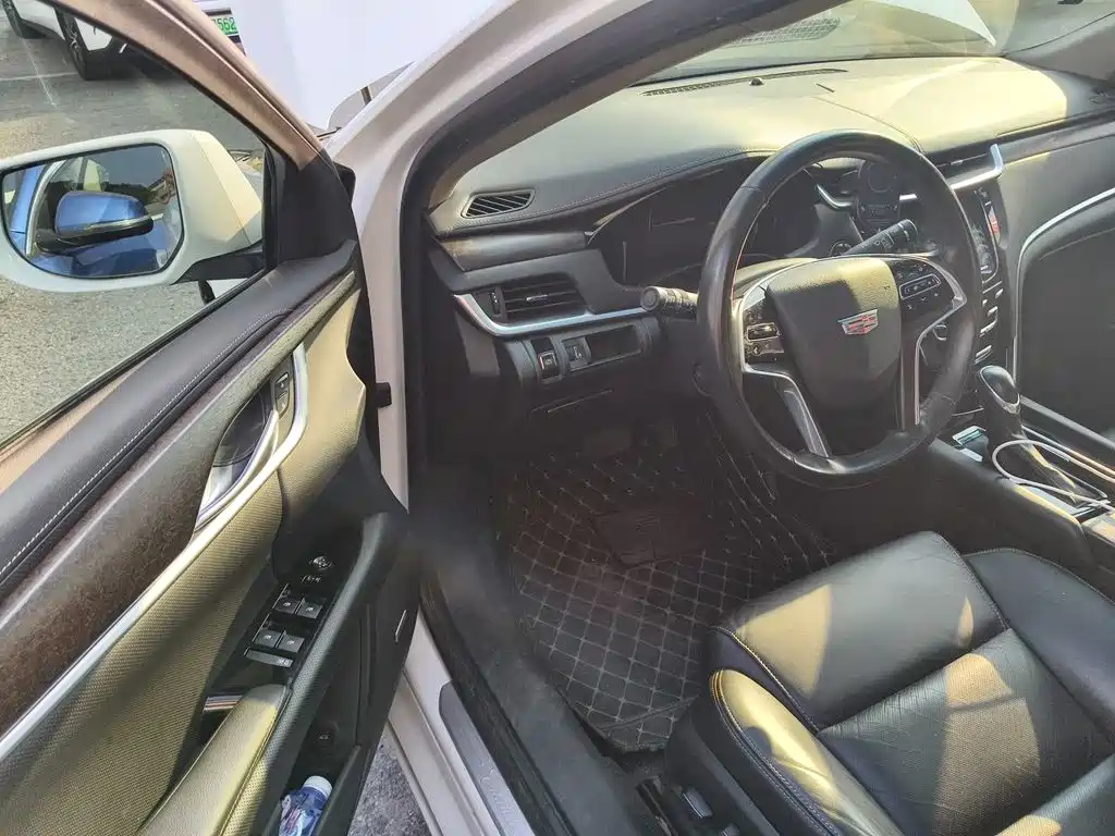 Cadillac XTS — миниатюра 12