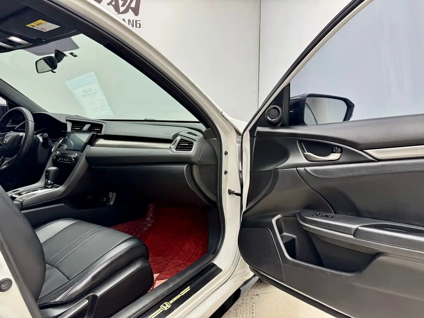 Honda Civic id 4654537 из Китая 17