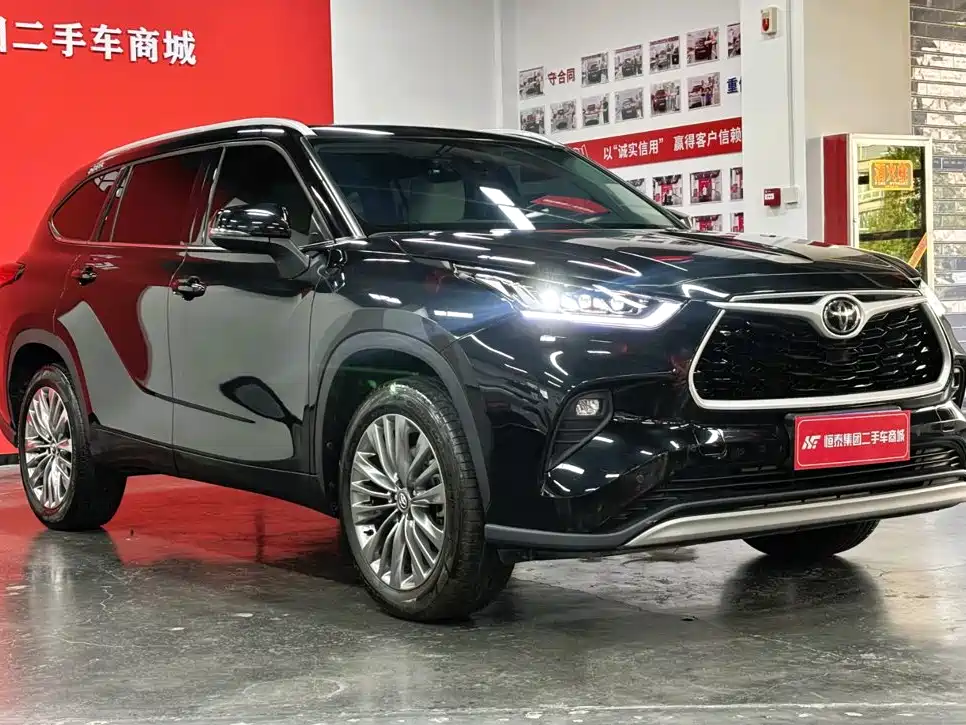 Toyota Highlander 2024 380T Luxury 7 мест