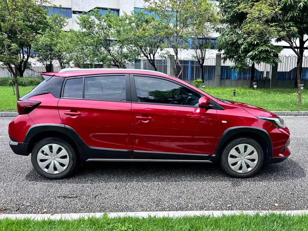 Toyota Yaris L — миниатюра 8