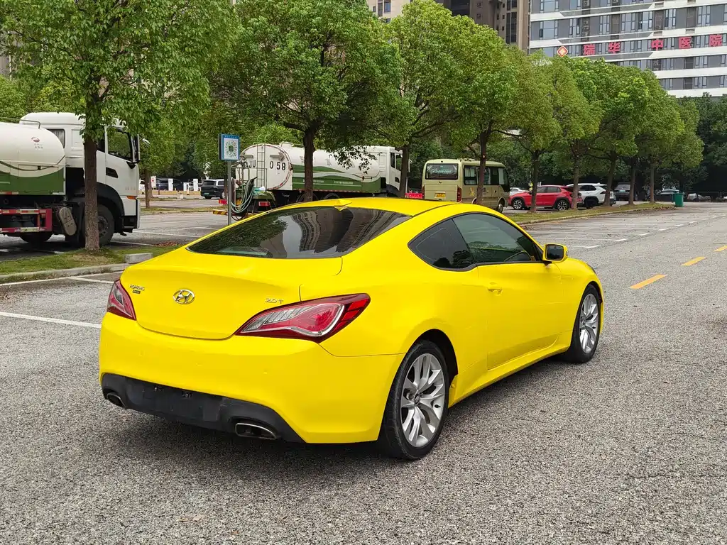 Hyundai Genesis Coupe — миниатюра 4